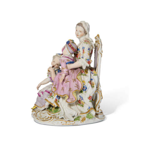 A MEISSEN PORCELAIN FAMILY GROUP - photo 2