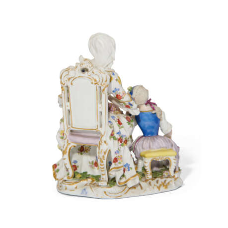 A MEISSEN PORCELAIN FAMILY GROUP - photo 3