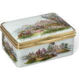 A GILT-METAL-MOUNTED MEISSEN RECTANGULAR SNUFF-BOX AND COVER - Foto 2