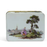 A SILVER-GILT-MOUNTED MEISSEN RECTANGULAR SNUFF-BOX AND COVER - photo 4