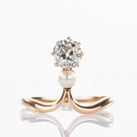 Gold-Ring mit Altschliffdiamant und Perle. - photo 1