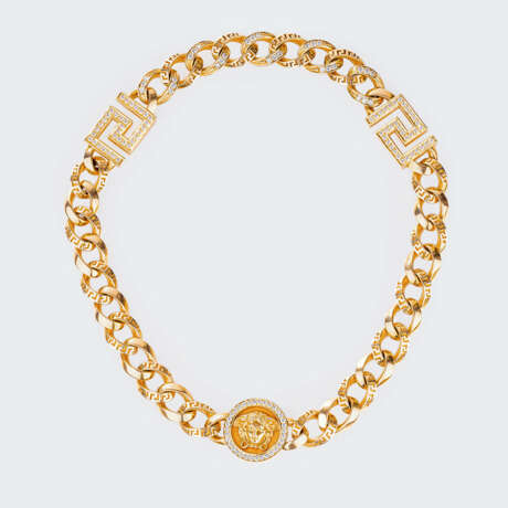 Gianni Versace. Gold-Brillant-Collier mit Mäander-Dekor 'Medusa'. - photo 1