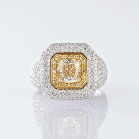 Fancy Diamant Brillant-Ring. - photo 1