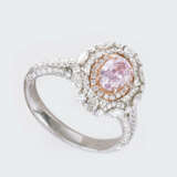 Diamant-Ring mit seltenem Fancy Pink Diamant. - photo 2