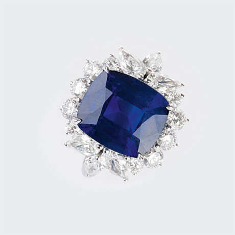 Vivid Blue Ceylon Saphir-Ring mit Diamant-Besatz. - photo 2