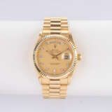 Rolex. Herren-Armbanduhr 'Day-Date 36' Gelbgold mit Diamanten. - фото 1