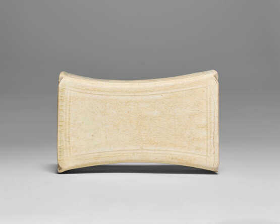 A WHITE PORCELAIN PILLOW - photo 5