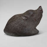 A CARVED WOOD NETSUKE OF A BOAR - фото 4