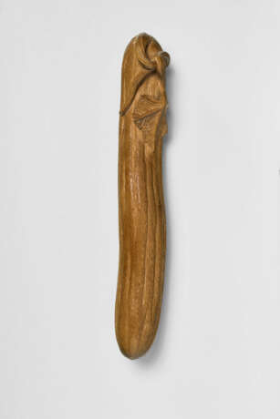 A CARVED WOOD SASHI-NETSUKE GOURD - photo 3