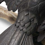 AN IRON ARTICULATED SCULPTURE OF A CROW - photo 7