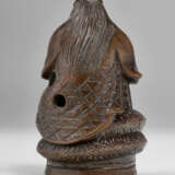 A CARVED WOOD NETSUKE OF KIYOHIME - photo 4