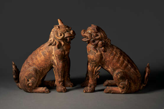 A PAIR OF CARVED WOOD SCULPTURES OF KOMA-INU (LION DOG) - photo 6