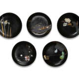 A SET OF FIVE LACQUER DISHES - photo 2