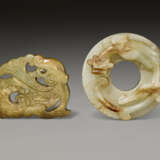 TWO ARCHAISTIC JADE CARVINGS - photo 1