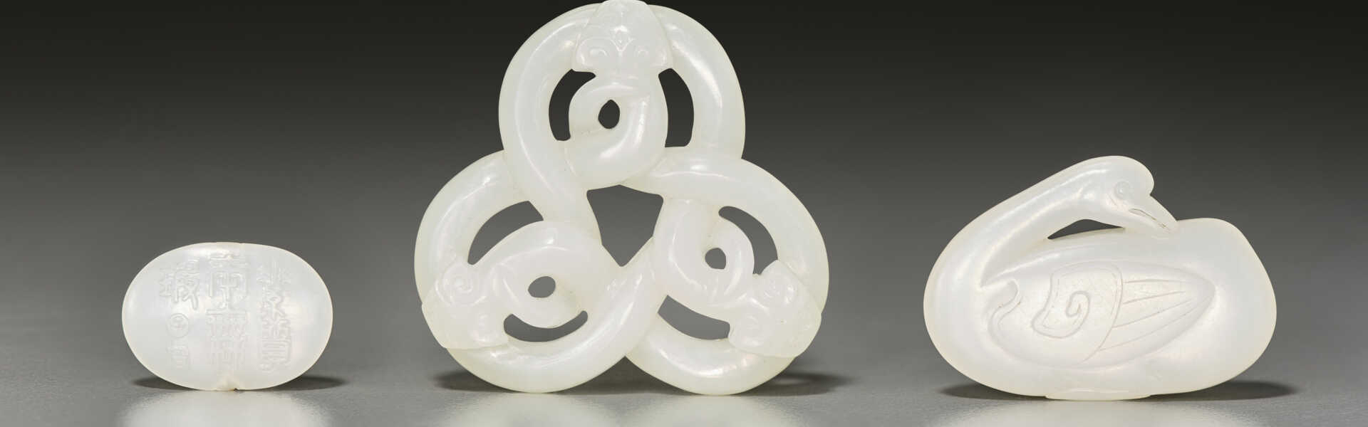 THREE SMALL WHITE JADE CARVINGS