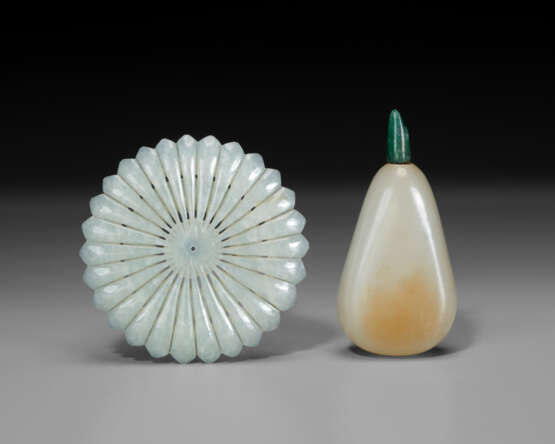 TWO WHITE JADE CARVINGS - Foto 2