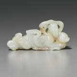 A WHITE JADE FIGURE OF AN APSARA - photo 1