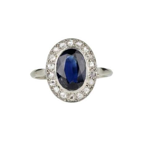 Gold ring with sapphire and diamonds. Diamonds 20th century - photo 3