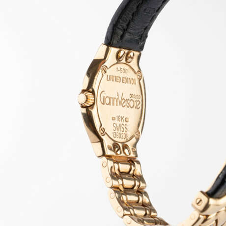 Gianni Versace. Limitierte Damen-Armbanduhr mit Brillant-Besatz. - photo 3