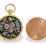 Taschenuhr: Rarität, extrem seltene Gold/Emaille-Miniaturuhr, um 1830, signiert Breguet No.4561 - Foto 1