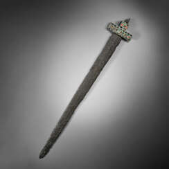 A PONTIC IRON SPATHA WITH A GEM-INLAID BRONZE HANDLE