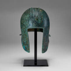 A GREEK BRONZE ILLYRIAN HELMET