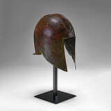 A GREEK BRONZE ILLYRIAN HELMET - фото 5