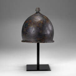 AN ITALIC BRONZE MONTEFORTINO HELMET