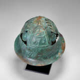 A PICENIAN BRONZE HELMET WITH LEATHER AND BASKETRY LINING - photo 6