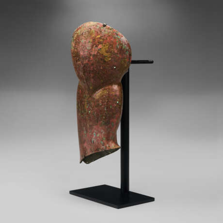 A GREEK BRONZE UPPER ARM-GUARD - photo 3