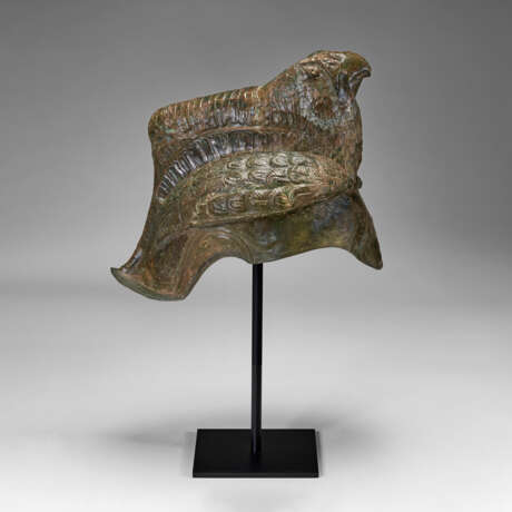 A ROMAN PARTIALLY-TINNED BRONZE CAVALRY HELMET - photo 7