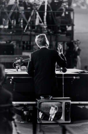 GARRY WINOGRAND (1928-1984) - Foto 1