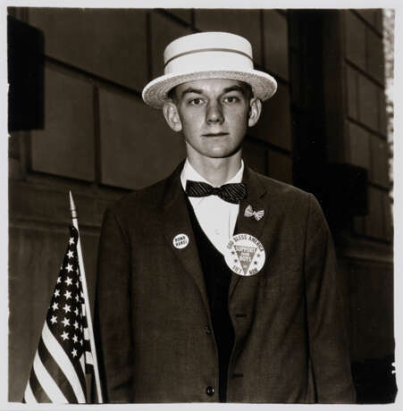 DIANE ARBUS (1923-1971) - Foto 1