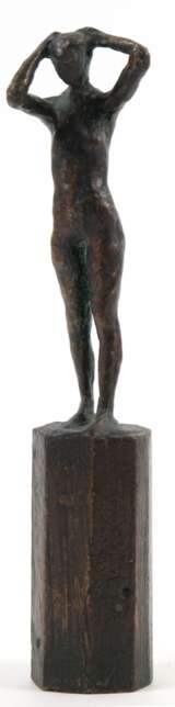 Jastram, Thomas (geb. 1959 in Rostock) "Stehender Frauenakt", Bronze, braun patiniert, monogr. "THJ", Ges.-H. 20 cm (Th. Jastram schloß 1985 sein Studium an der Hochschule für Bildende Künste Dresden … - photo 1