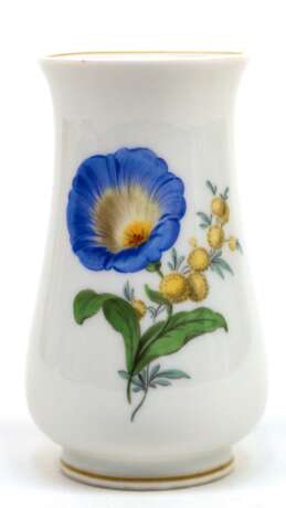 Meissen-Vase, Bunte Blume 2 mit gelben Rändern, leicht ausgestellter Rand, 1. Wahl, H. 10,7 cm - photo 1