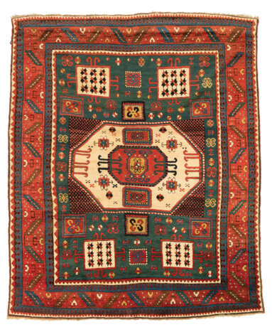 A KARACHOPF KAZAK RUG - photo 1