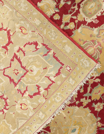 AN AGRA CARPET - Foto 6