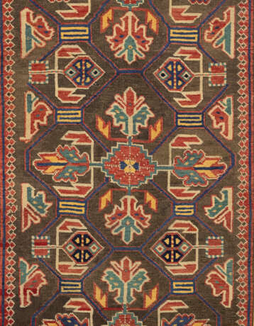 A DAGHESTAN LONG RUG - Foto 2