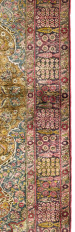 A SILK KOUM KAPI RUG - фото 4