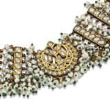 A GEM AND PEARL-SET ENAMELLED GOLD CHOKER - фото 2