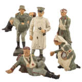 ELASTOLIN/LINEOL Konvolut von zehn Sanitätsfiguren, 2. Weltkrieg, - photo 2