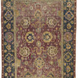 A SAFAVID ISFAHAN RUG - Foto 1