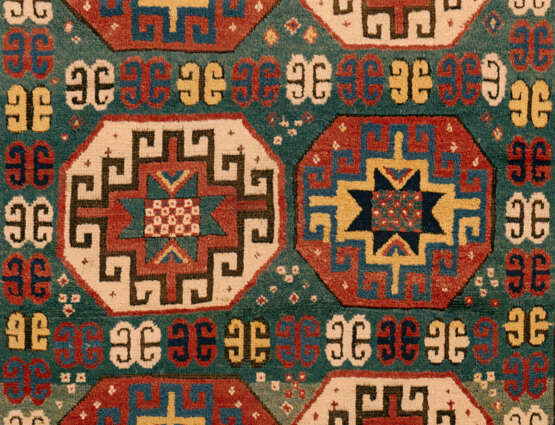 A MOGHAN RUG - photo 2