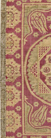 AN OTTOMAN SILK VELVET PANEL (&#199;ATMA) - фото 4