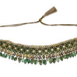 A DIAMOND-SET ENAMELLED GOLD CHOKER - фото 1