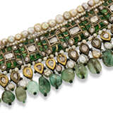 A DIAMOND-SET ENAMELLED GOLD CHOKER - фото 2