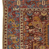 A WEST ANATOLIAN `DRAGON` RUG - Foto 4