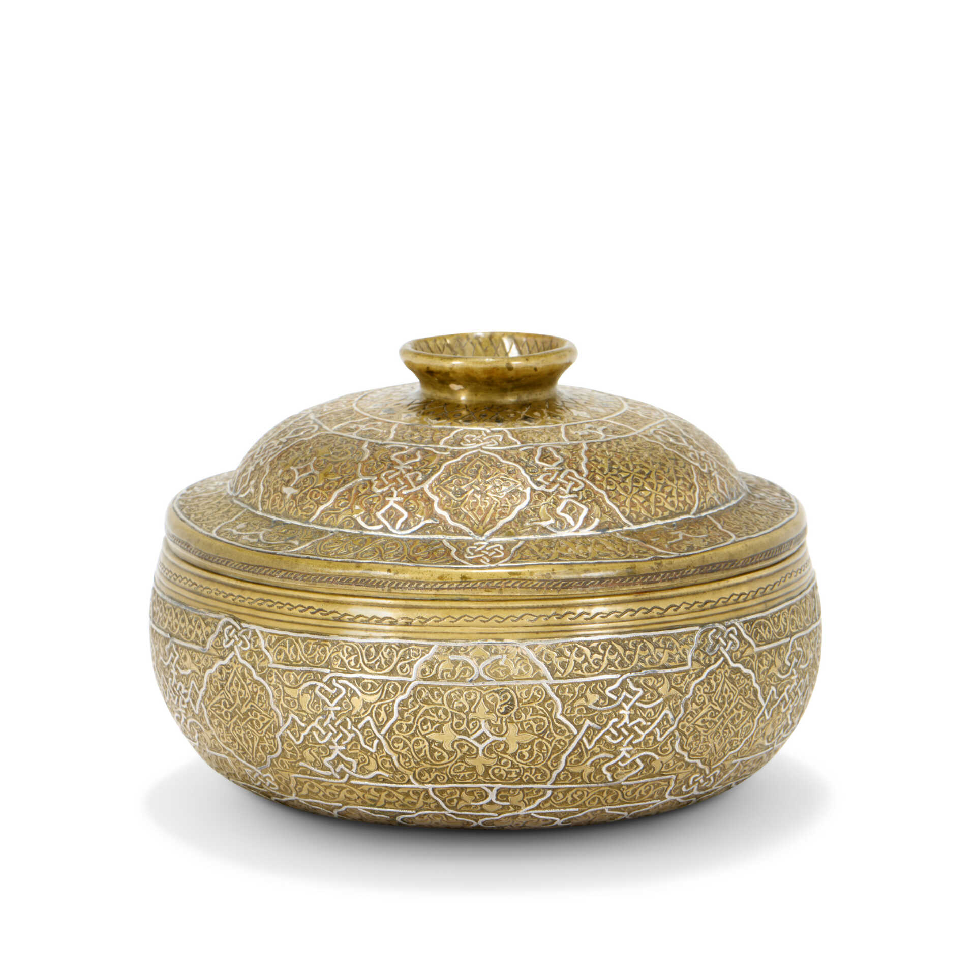 A VENETO-SARACENIC COVERED BOWL