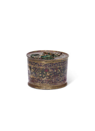 A NIELLO-INLAID BRASS INKWELL - фото 2