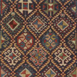 AN AKSTAFA PRAYER RUG - Foto 2